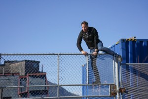 “The Storm” – Colter investigates the disappearance of two amateur storm chasers, one of whom is the daughter of an old family friend, that the local police have written off as an accidental drowning. Colter’s expert tracking skills lead him to uncover the seedy underbelly of a small town resort, on the first season finale of the CBS Original series TRACKER, Sunday, May 19 (9:00-10:00 PM, ET/PT) on the CBS Television Network, and streaming on Paramount+ (live and on-demand for Paramount+ with SHOWTIME subscribers, or on-demand for Paramount+ Essential subscribers the day after the episode airs)*. Pictured: Justin Hartley as Colter Shaw. Photo: Darko Sikman/CBS ©2024 CBS Broadcasting, Inc. All Rights Reserved.