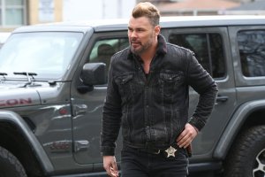 CHICAGO P.D. -- "Inventory" Episode 11012 -- Pictured: Patrick John Flueger as Adam Ruzek  -- (Photo by: Lori Allen/NBC)