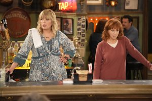 HAPPY'S PLACE -- "Pilot" -- Pictured: (l-r) Melissa Peterman as Gabby, Reba McEntire as Bobbie -- (Photo by: Casey Durkin/NBC)